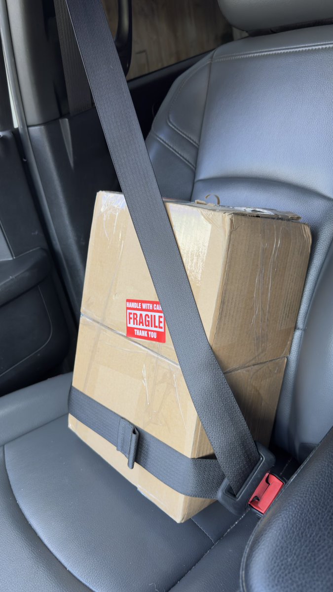 TheDoubleDos tweet media