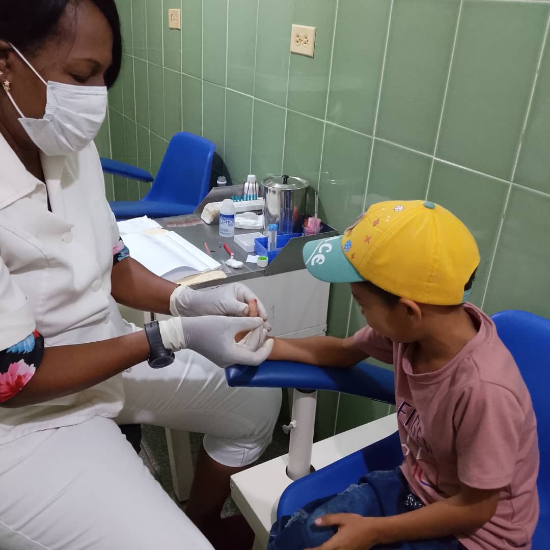 Bmcbarinas's tweet photo. Brigada Médica Cubana 
Centro Diagnóstico Integral 
Manuela Saenz 
El Canton
✨️❤️seguimos demostrando que nuestra mayor recompensa es el bienestar de cada paciente✨️🩺💉💊
#CubaCoopera 
#CubaPorLaVida 
🇨🇺🇻🇪🇨🇺🇻🇪🇨🇺🇻🇪 https://t.co/etgEhQyG8a
