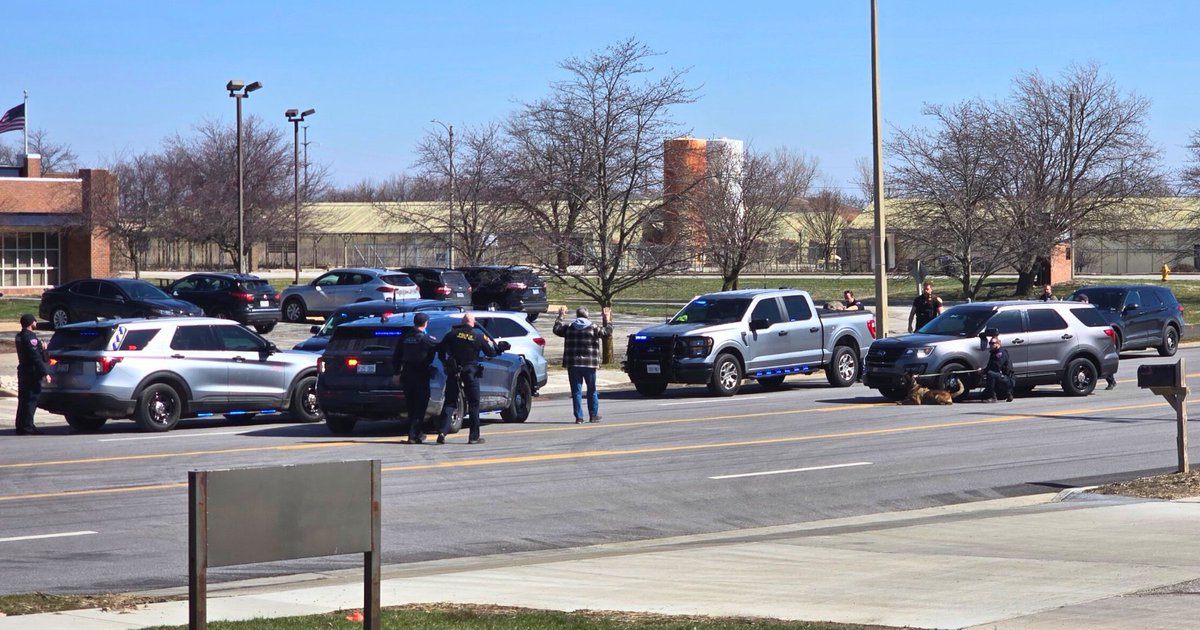 Bloomington Police tweet media
