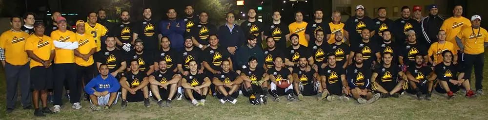 Ahora que se viene una temporada más de la LFA , vale mucho la pena recordar a quienes fueron la base y construyeron los cimientos de el equipo que hoy se llama osos, y que definitivamente al esfuerzo y entrega de ellos se llegó a tener un equipo en esta liga