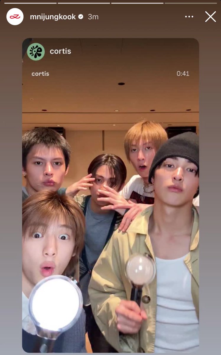 𝕬𝕷𝕷𝖄𝟎𝟕 tweet media