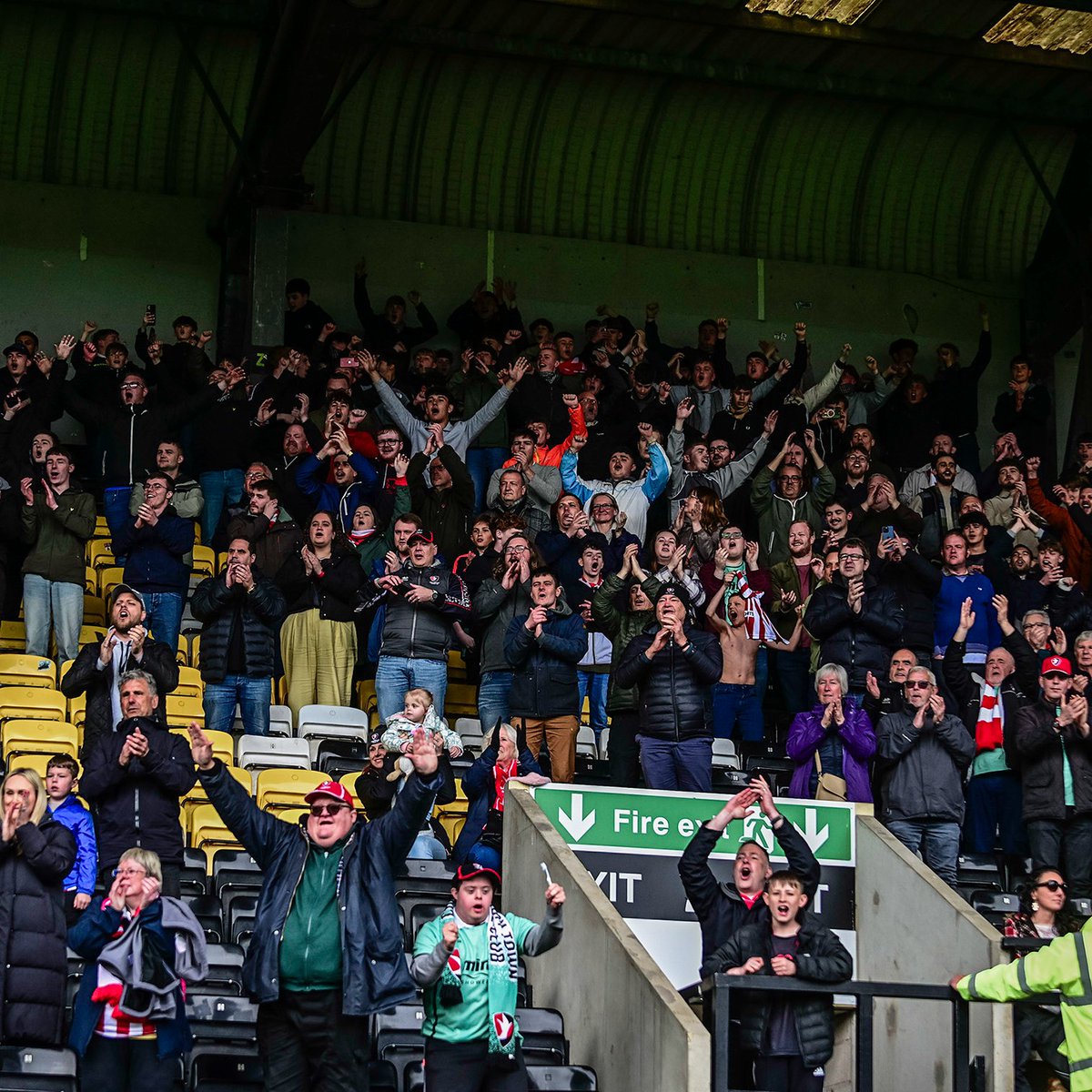 Cheltenham Town tweet media