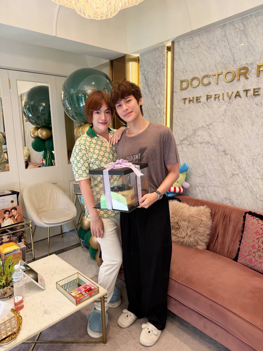 MarkOhmUpdateTH tweet media