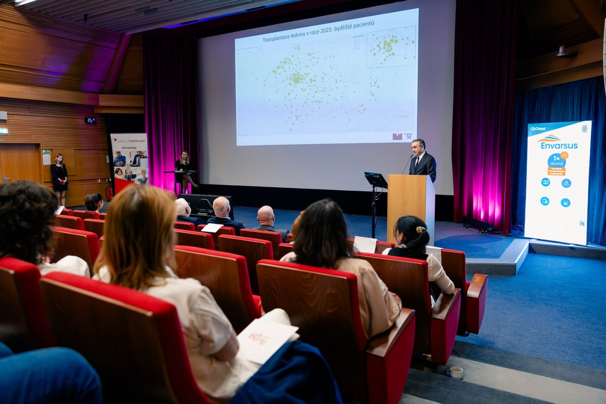 ikemcz's tweet photo. Dnešní tisková konference u příležitosti výročí 60 let od první úspěšné transplantace ledvin v #IKEM se věnovala transplantačnímu programu, změnám v léčbě, dlouhodobým výsledkům, ale také mezioborové spolupráci, která je intenzivnější než dříve. https://t.co/Bnc5A3ufXa