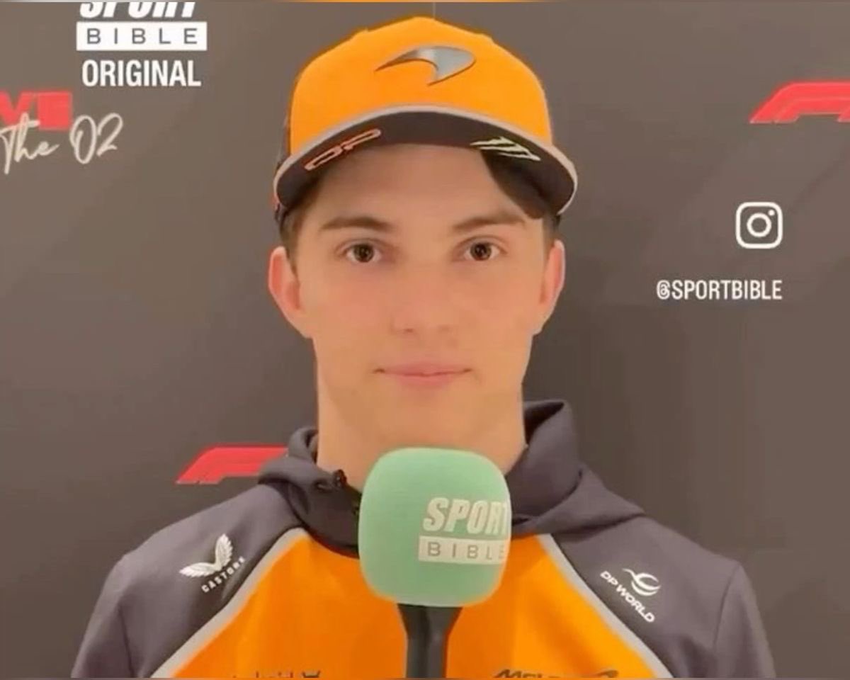 i feel like a ghost in this acc. boohoo. can you see me. can you. hello. hi. pls see me. pls talk to me. pls like me. oomfs. w r yu.