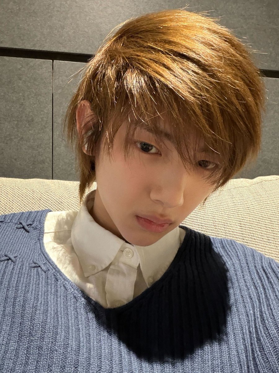 adekseonghyeonn's tweet photo. juhoon ngaku ceking https://t.co/nBbRHS9X0q