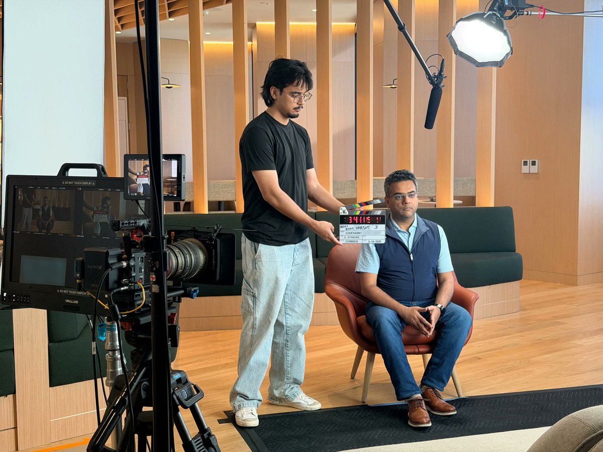 CodeRabbit tweet media