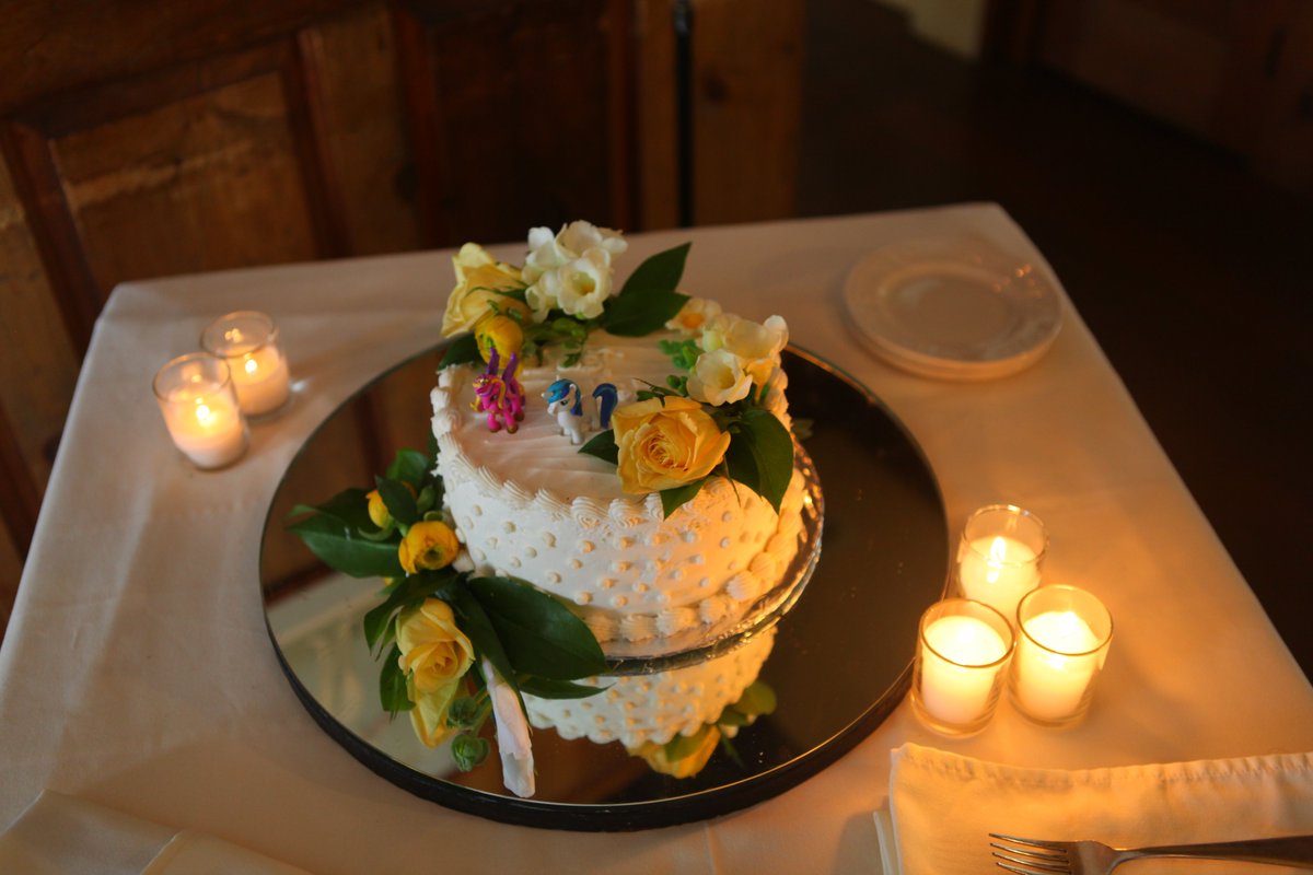 Mokke Nene 💛💜 🐇🐺 tweet media