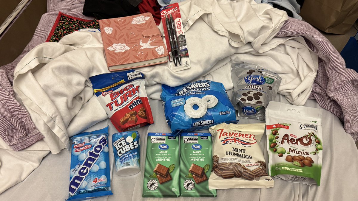 ImTiny JennBetch tweet media