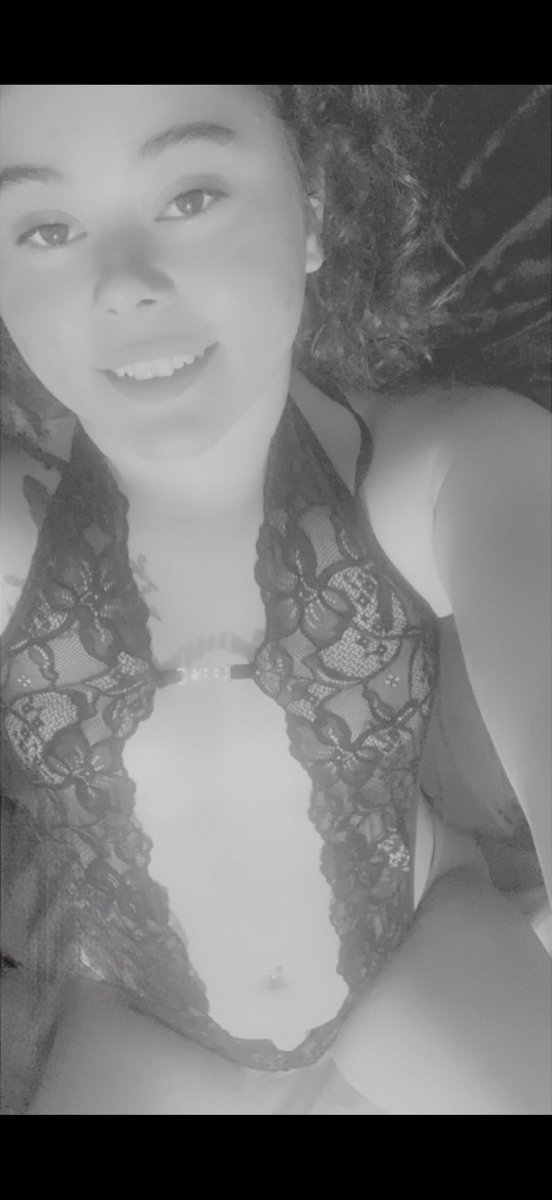 babyyygirl9399 tweet media