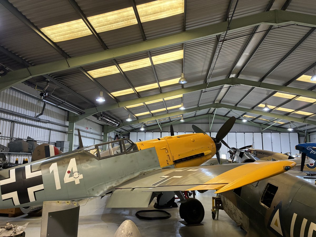 clive branch tweet media