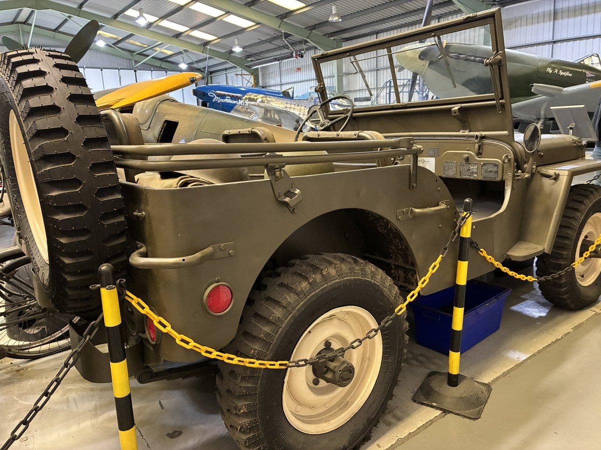 clive branch tweet media