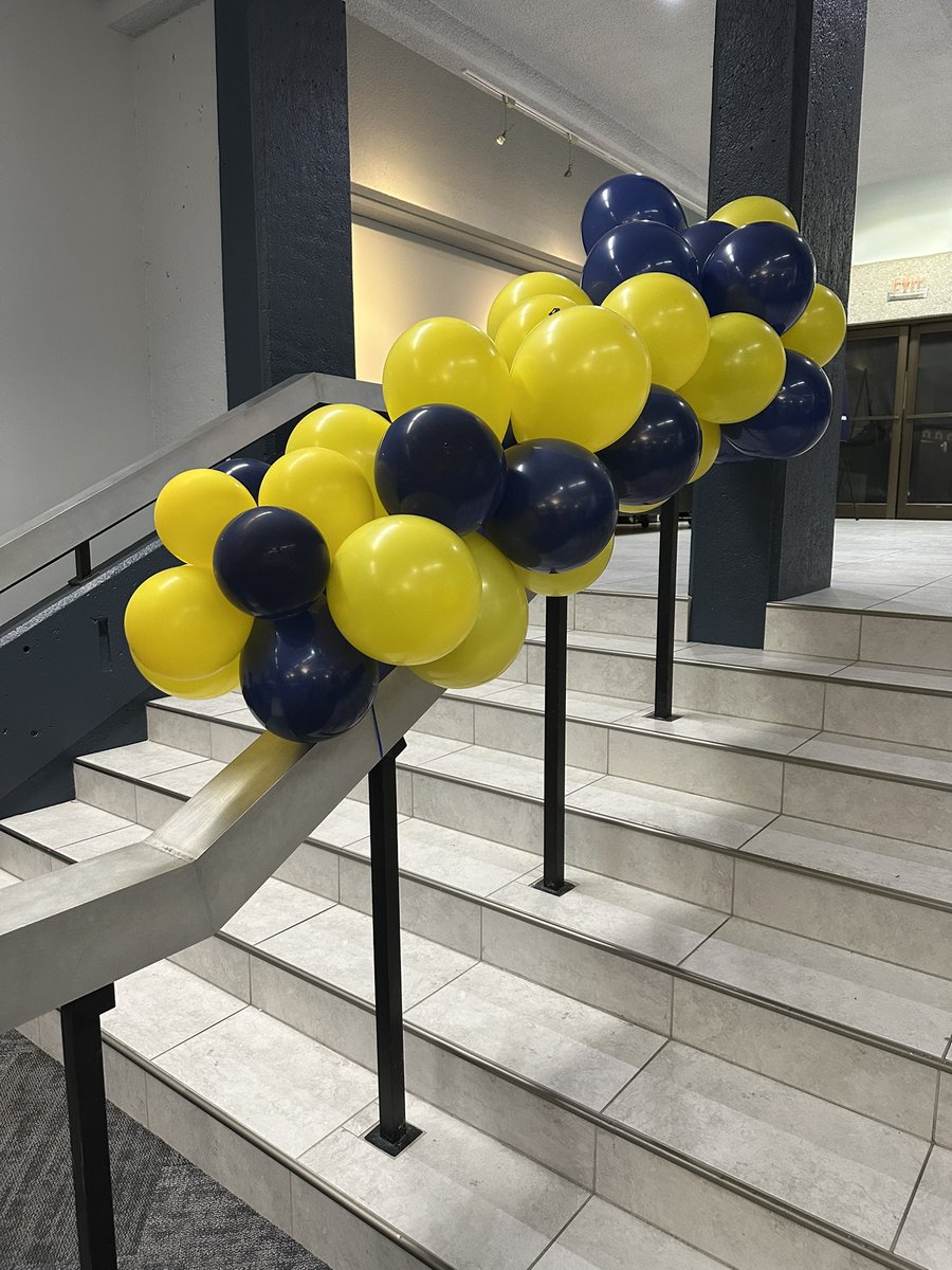 Kelly Busch tweet media