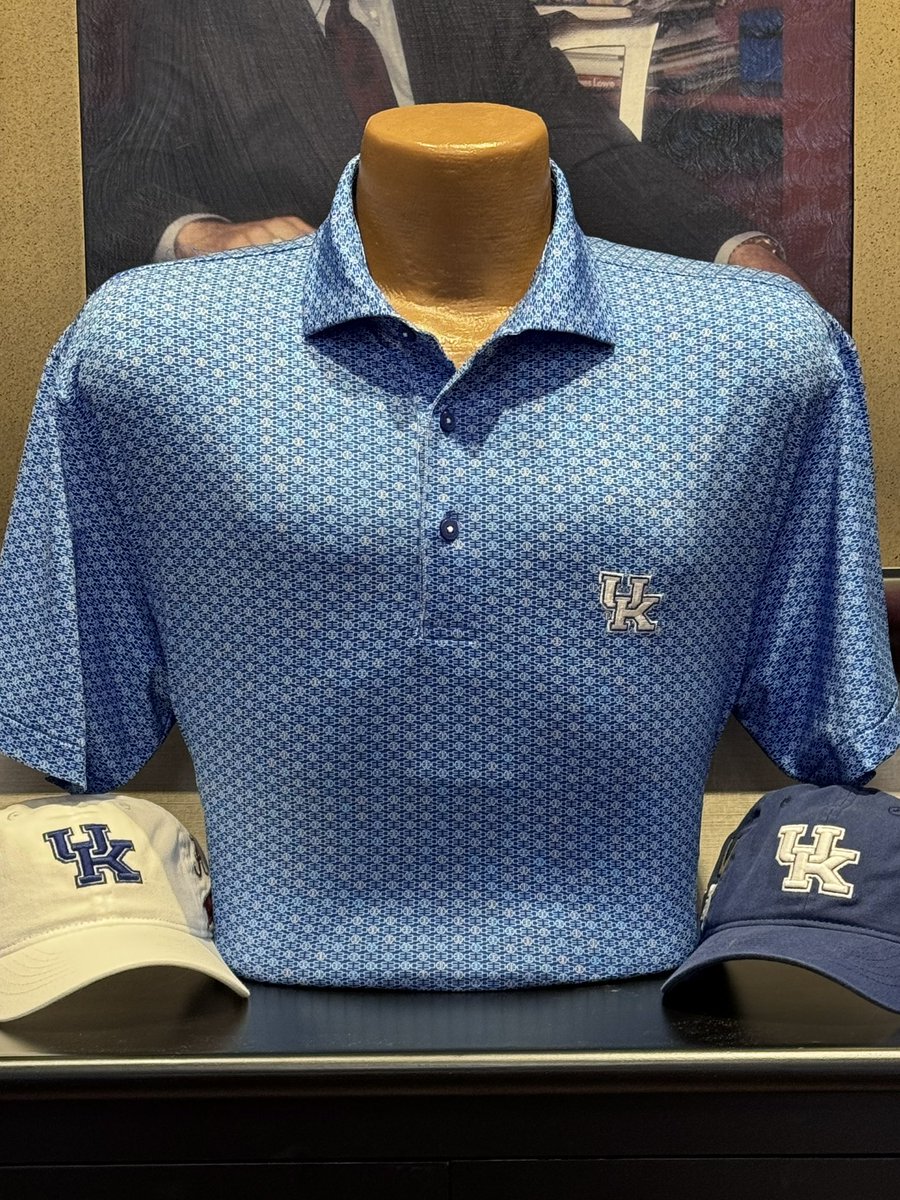 Logan's of Lexington tweet media