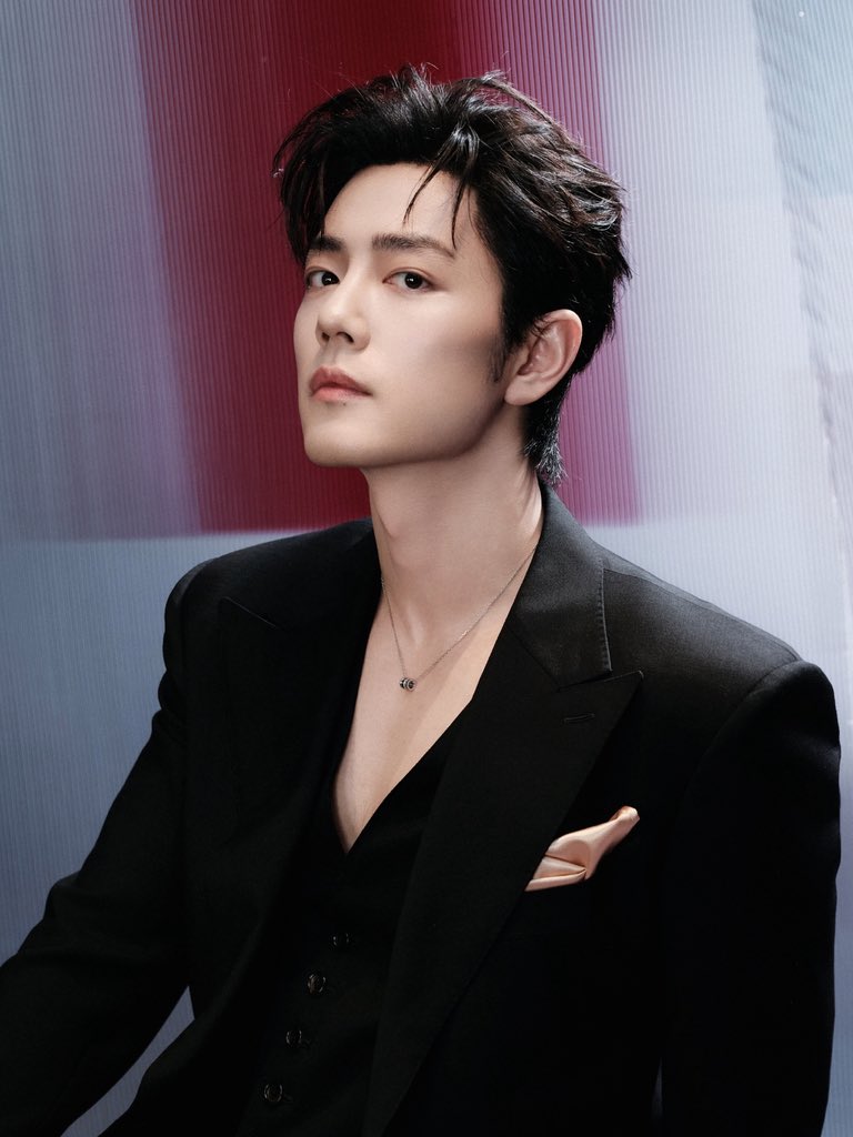 MexicoXfx's tweet photo. Actualización de Xiao Zhan Estudio: 

Sensacion #NARS超雾瓶粉底 Estetica base de
maquillaje sin miedo @NARS ¡Nos vemos más tarde! https://t.co/QcvwXqf2st