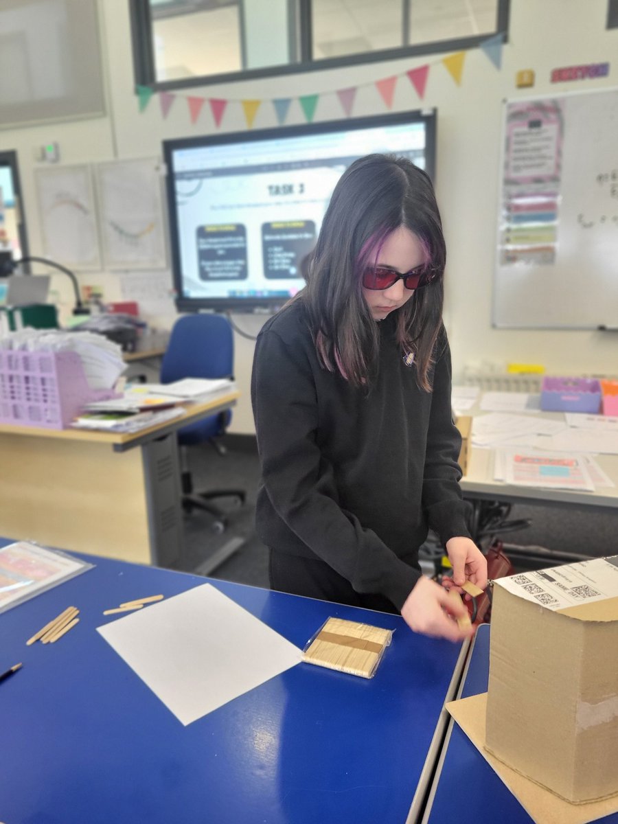 Mr Livingstone DHT tweet media