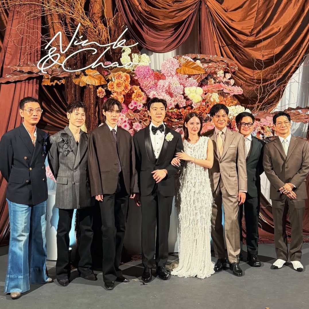 เป็นเพนสิ้นไม่เคยง่าย เขาอาจจะมาที่นี่ แค่อยู่ตรงนี้คนละเวลามาก 55555555555555555