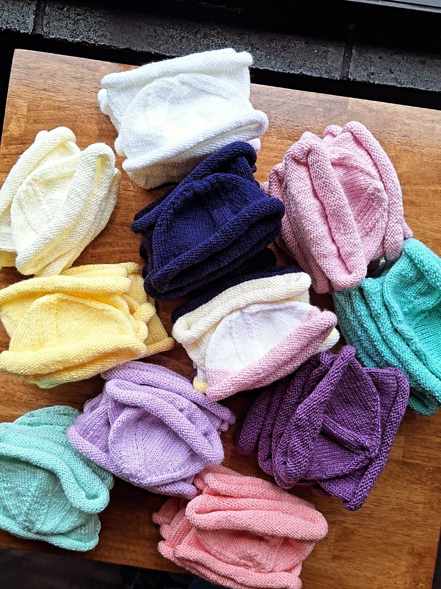 Edward Lopi 🧶🐏 Knitting Vtuber tweet media