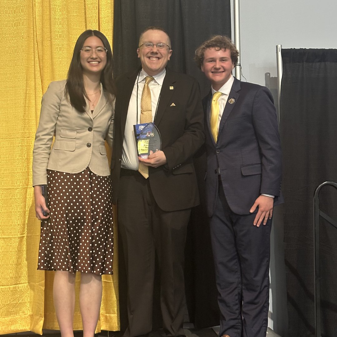 MocoFeed tweet media