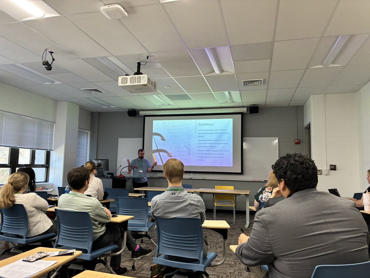 Debra Leiter tweet media