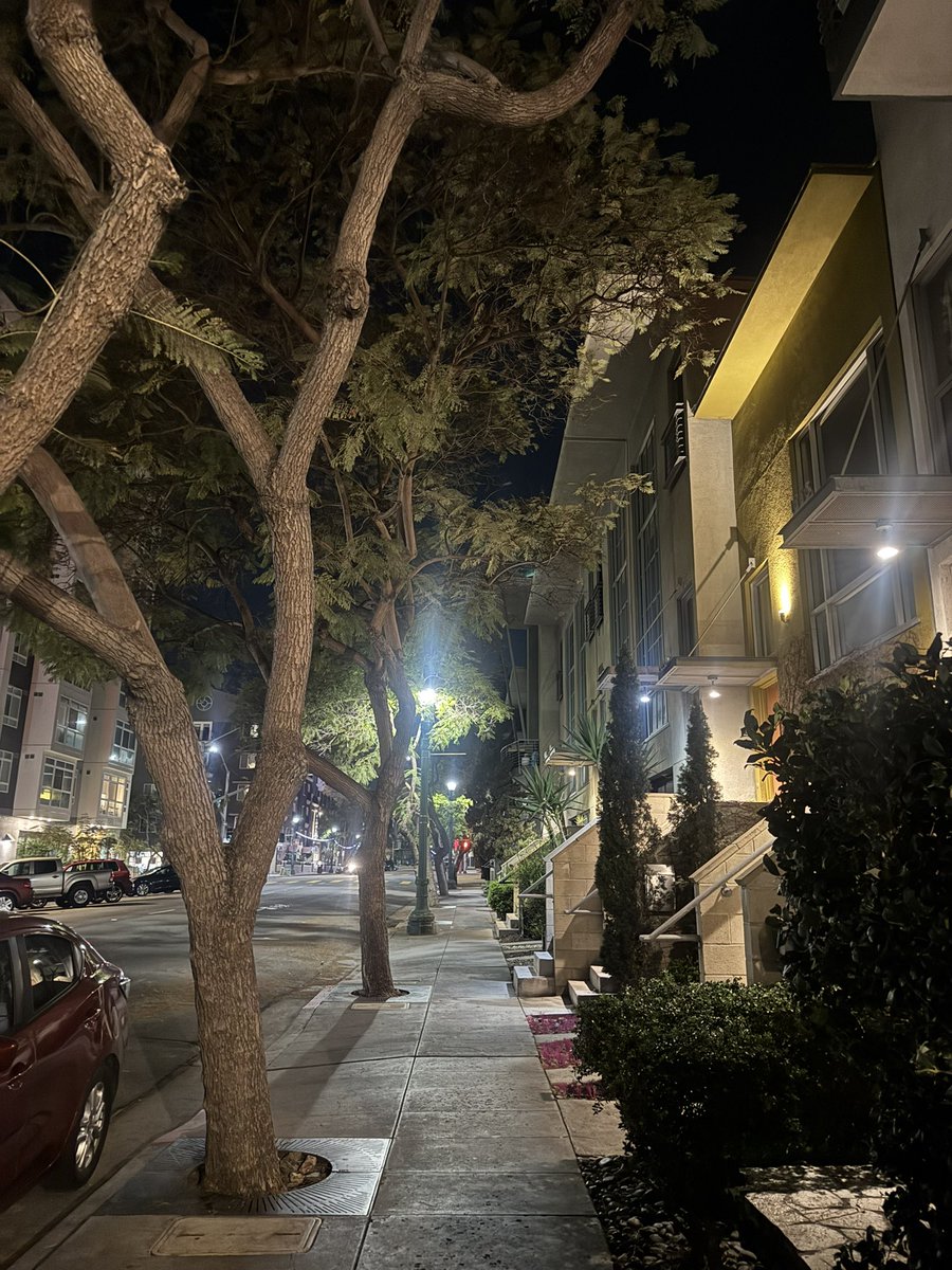 Coach Hop tweet media