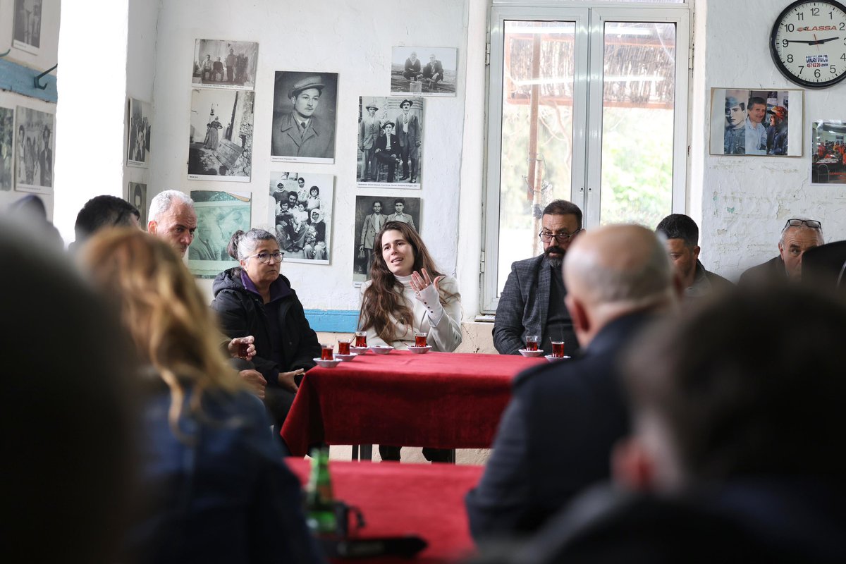 laldenizlicesme's tweet photo. Ildır ve Germiyan’da komşularımızla bayramlaştık. Neşemiz, birlikteliğimiz, bereketimiz daim olsun. https://t.co/x22UYRB9Ck