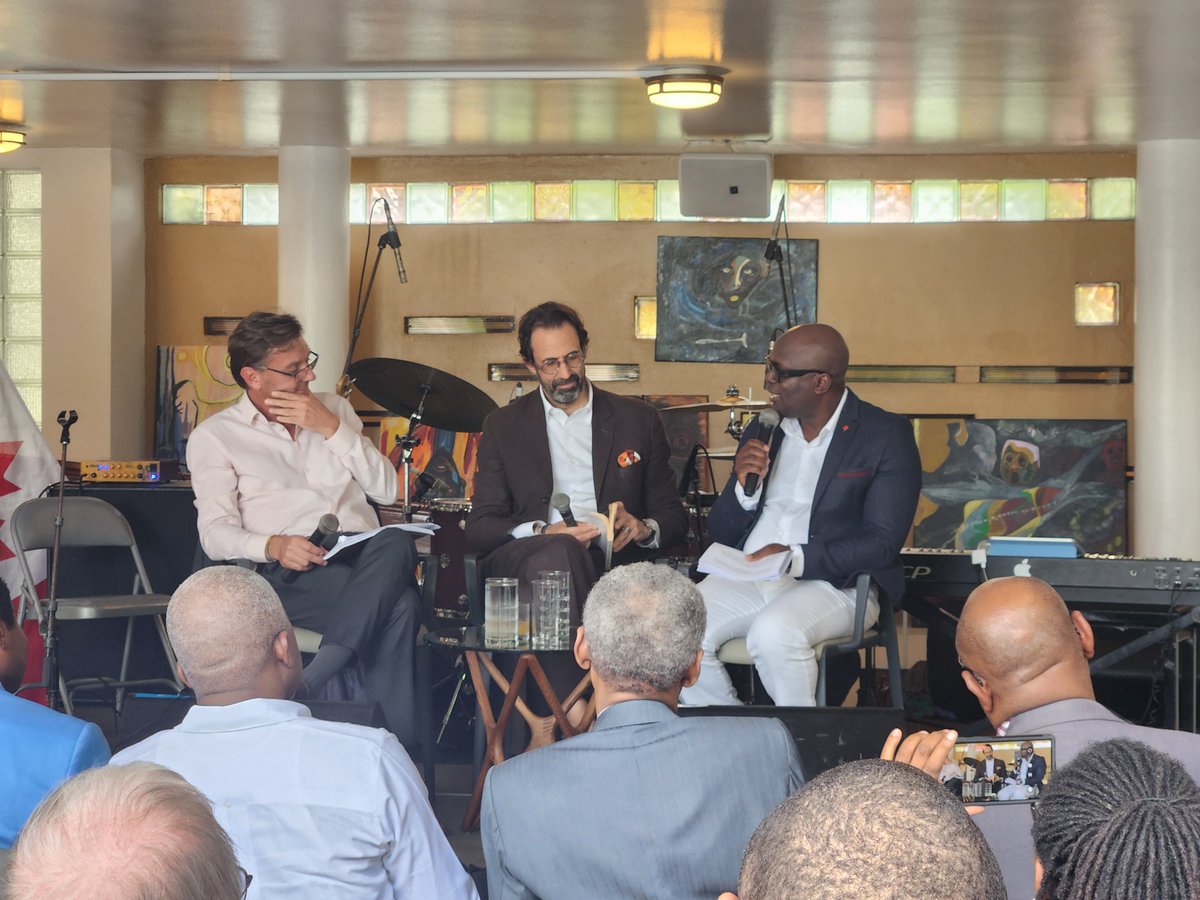 Canada en Haïti tweet media