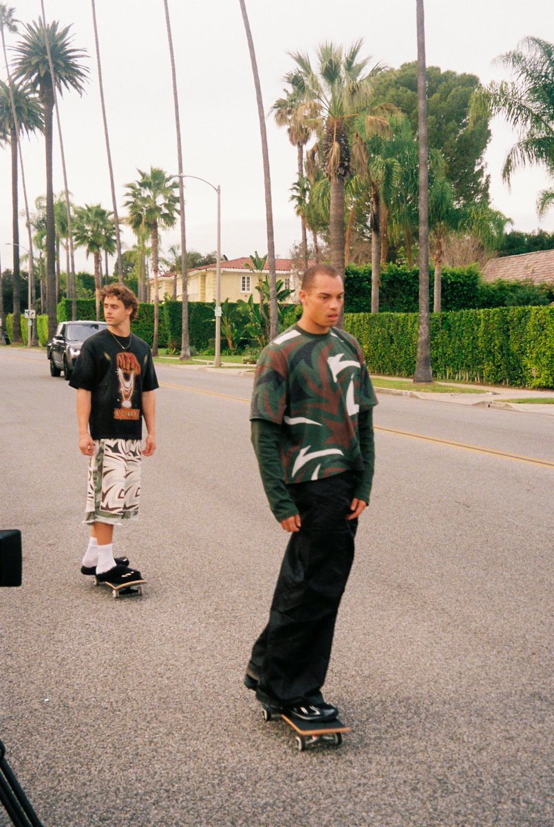 ZTTW SHOP tweet media