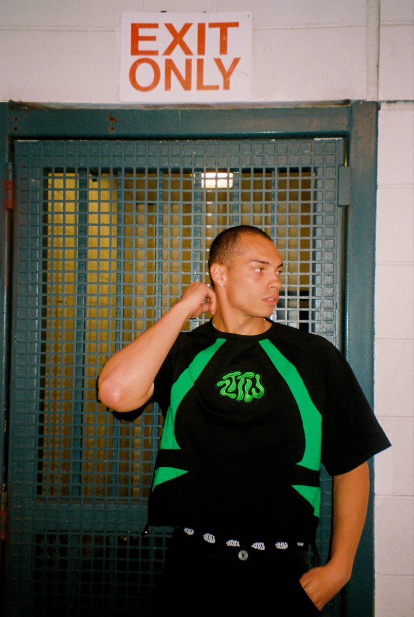 ZTTW SHOP tweet media