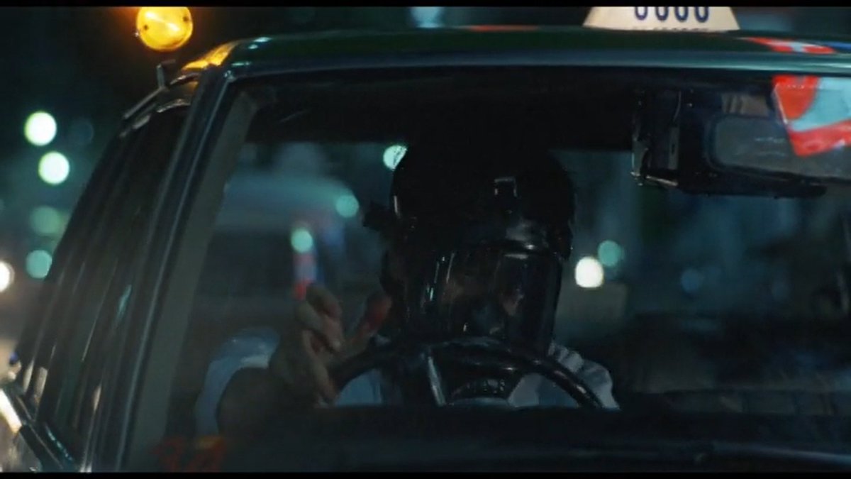 Sarah Makes People Watch Things! tweet media