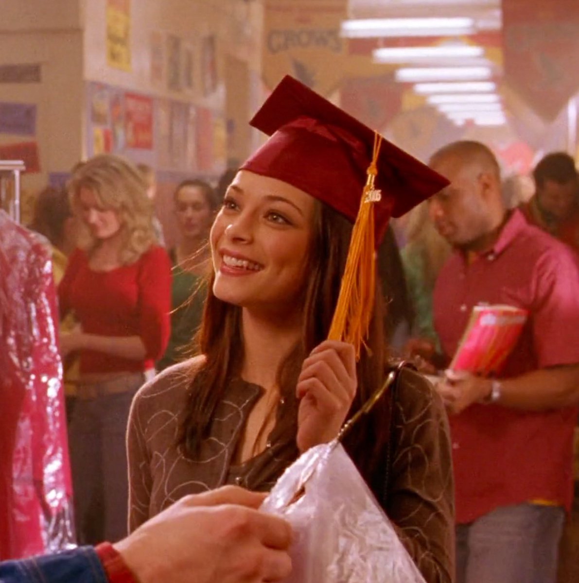 lana lang archive tweet media