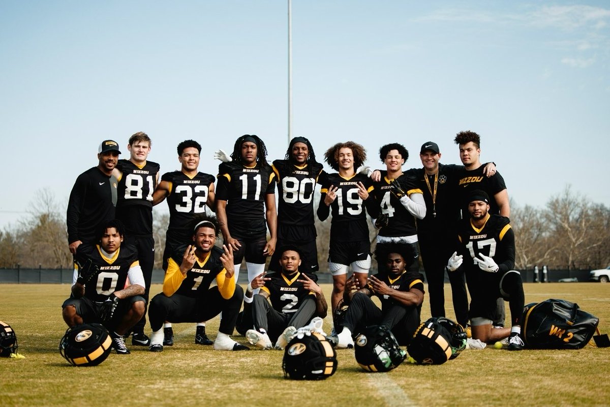 griffin_jarrell's tweet photo. Spring Ball #nWo🐅 https://t.co/aMviXXSOh4
