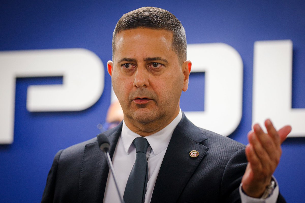 Captain Picard 🇺🇲🇵🇷 (Luis A. Vaillant Correa™) tweet media