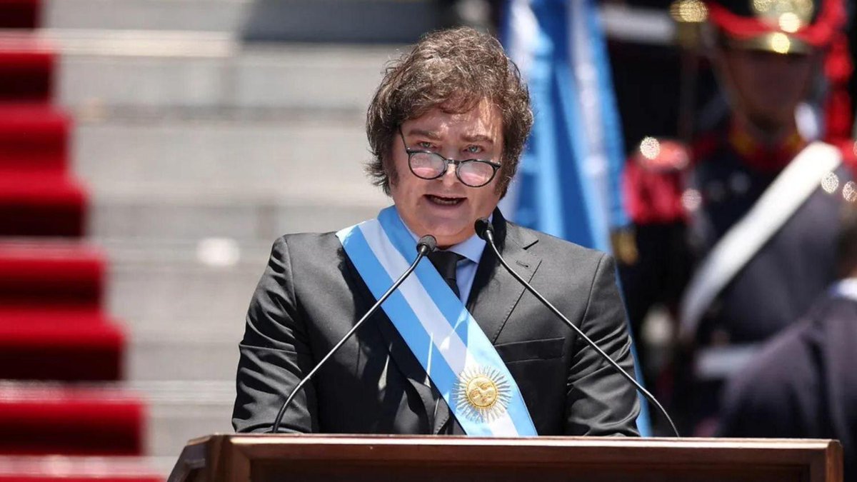 El Cronista tweet media