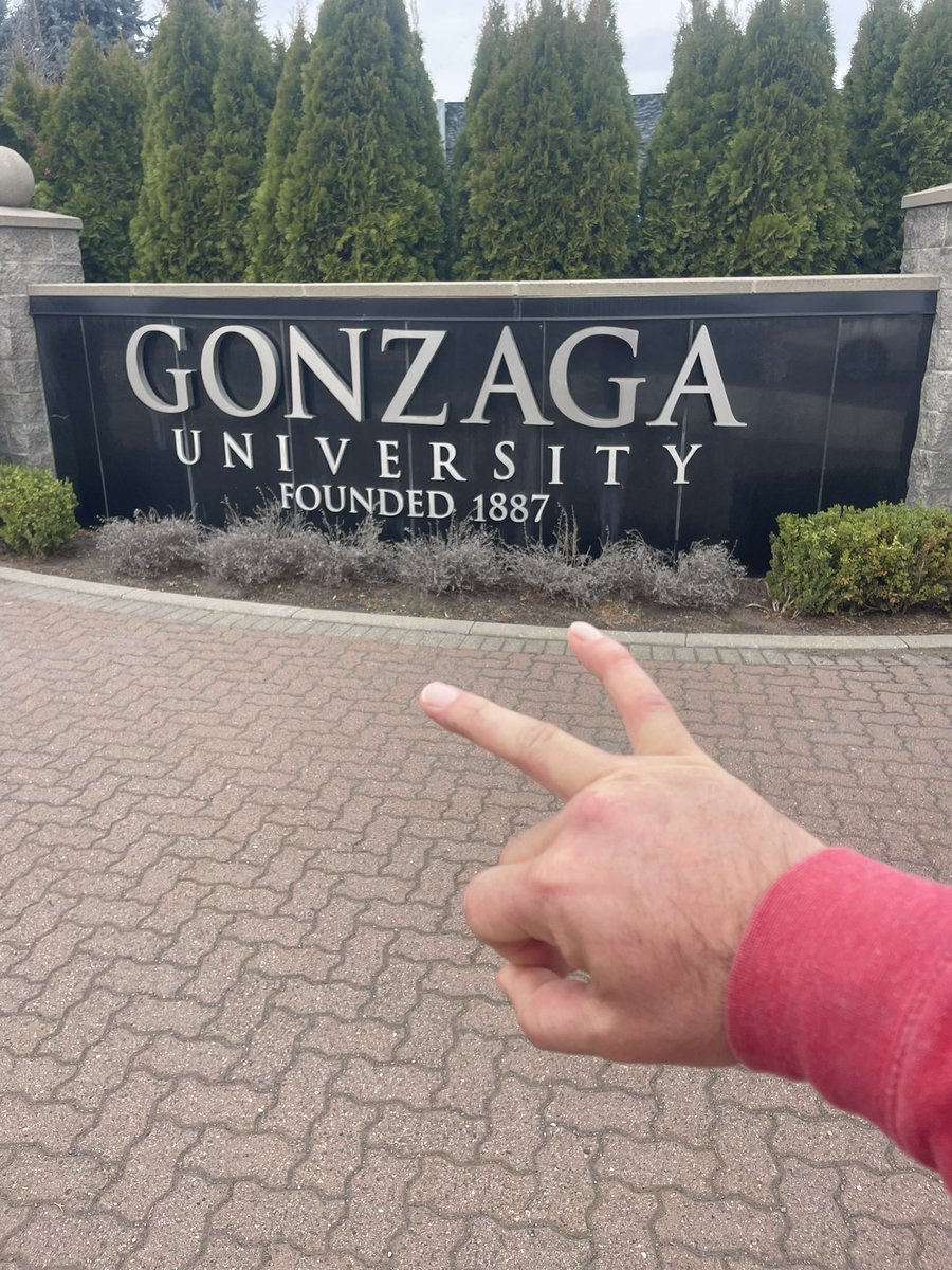 Green V Section 💚💚 tweet media