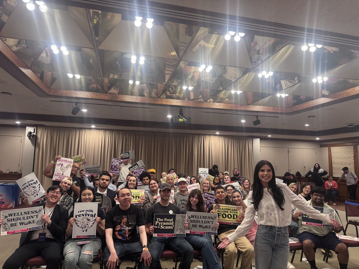 Annette Lees tweet media