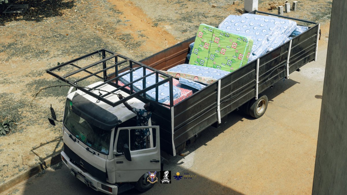 AdeboyetemidayoDEBOYE tweet media