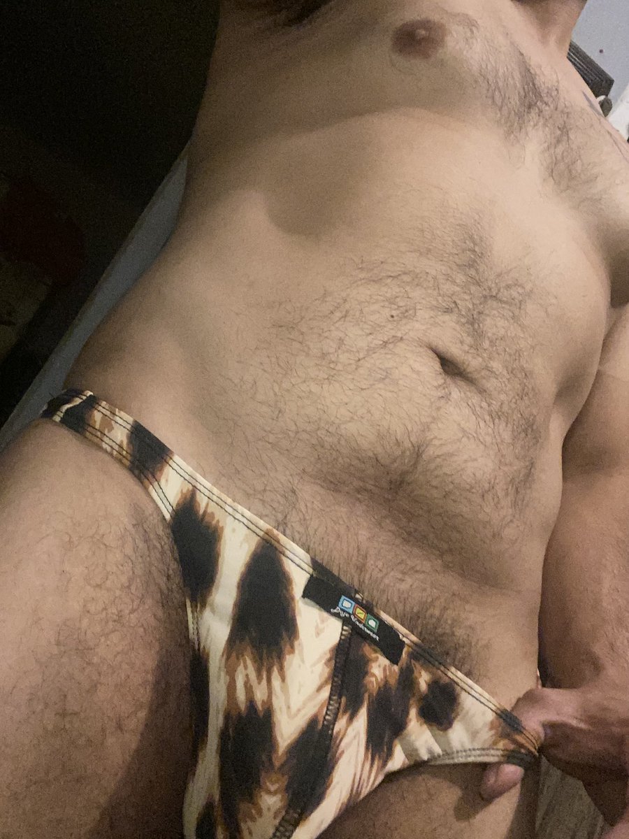 Willaaars's tweet photo. Buenas, buenaaaas🫡
Ando con antojo, quien me lo quita🥵😈🍆🍑💦 https://t.co/wEAesEpv7T