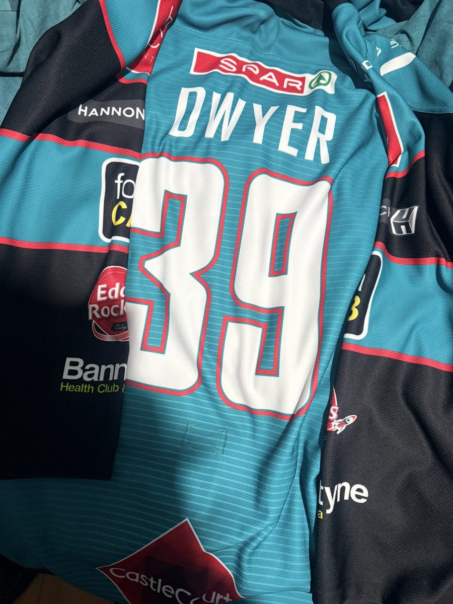 Nicole 🦊 tweet media