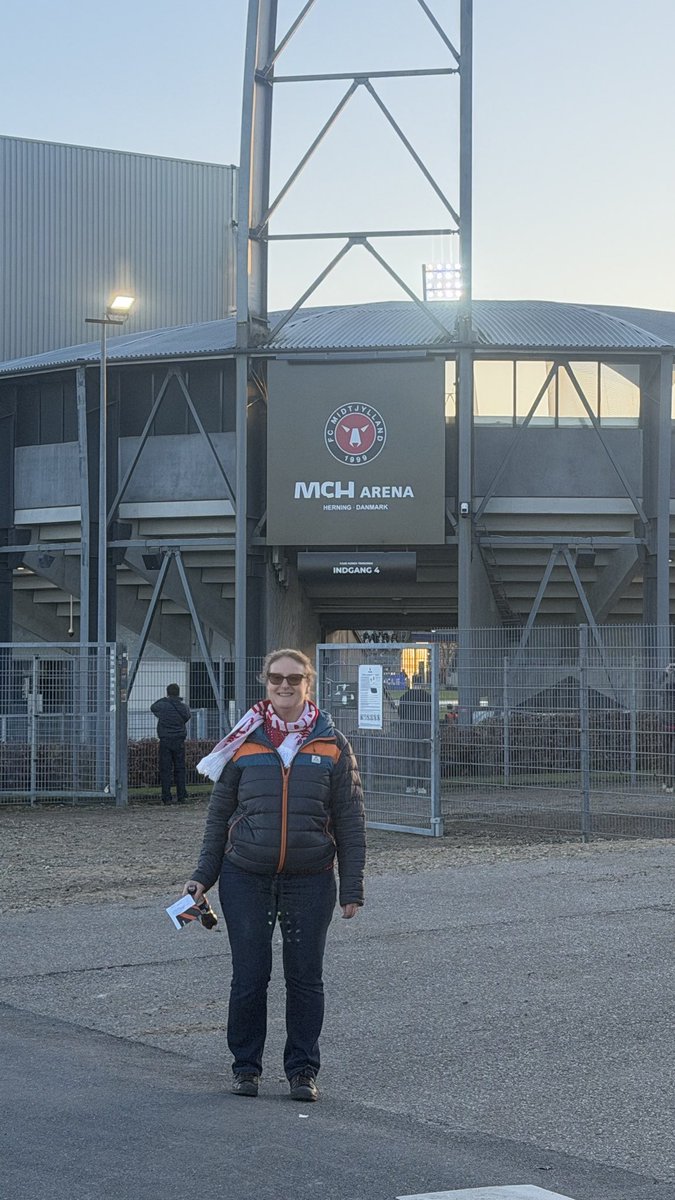 JULIE ANNE PITHER tweet media