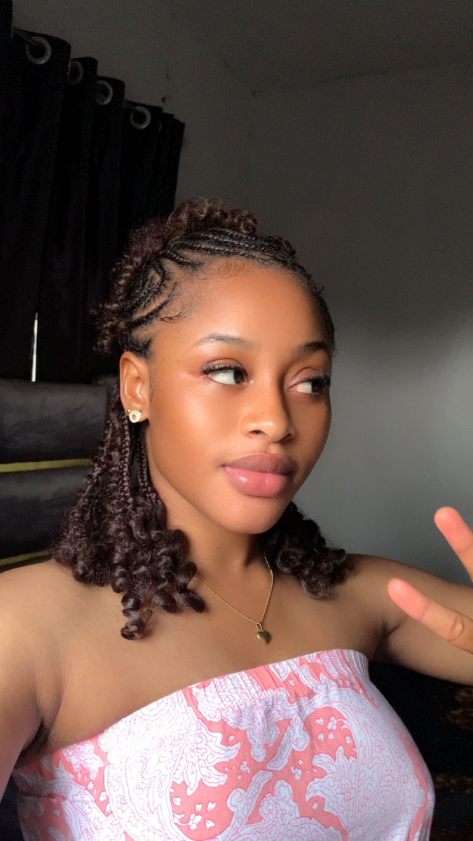 VICTORIA✨ tweet media