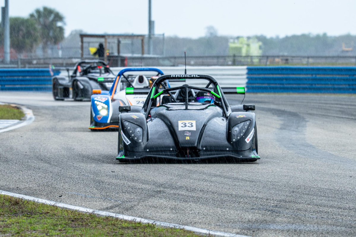 RadicalNorthAmerica tweet media