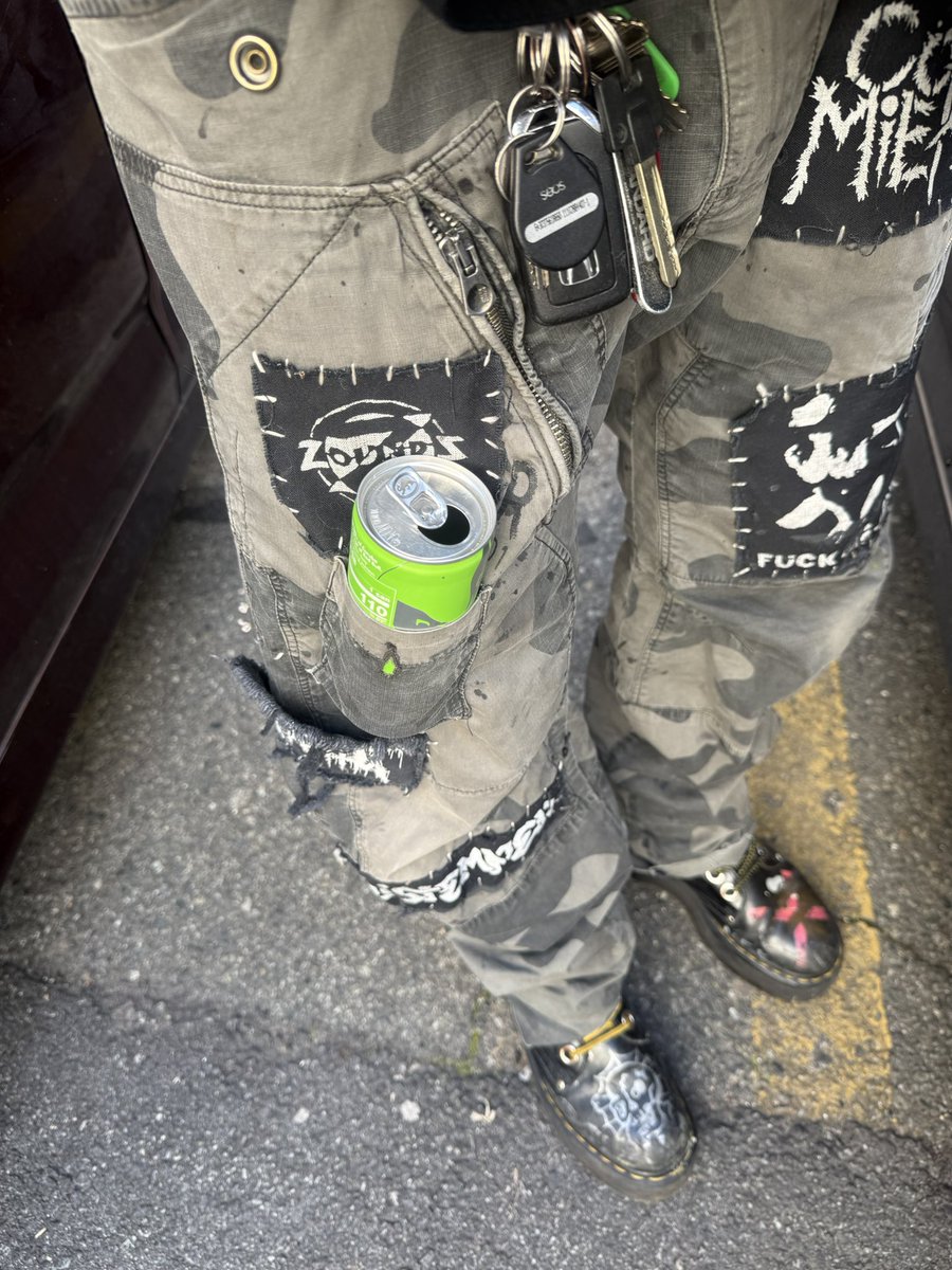 piss kink 🔞 tweet media