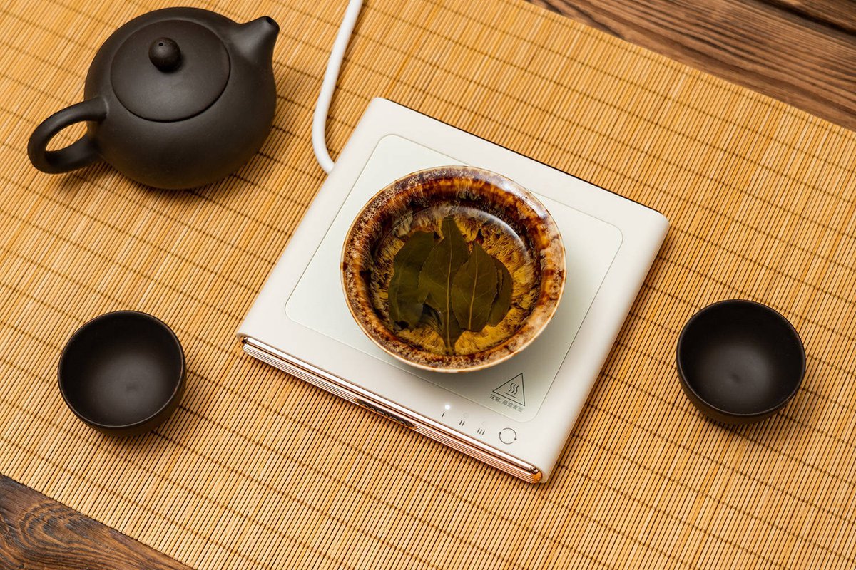 AlaminSheuly's tweet photo. Handmade charm alert! Spent the afternoon crafting these linen coasters with hand-painted floral details—perfect for sipping morning coffee or evening tea. Each piece is unique, just like you!  #HandmadeWithLove #CraftLife #LinenCoasters https://t.co/My0woGG7TU