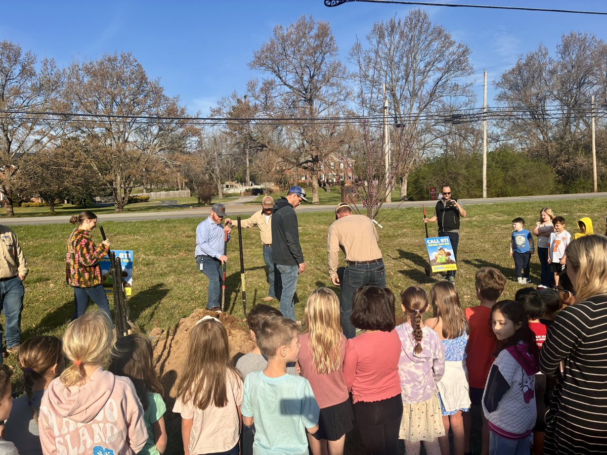 Moore Elementary tweet media