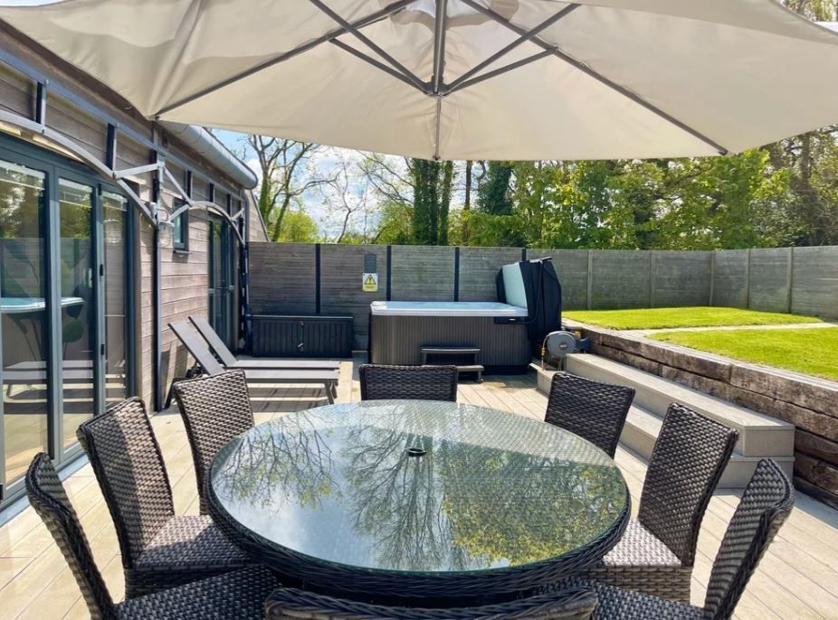 WeAcceptPets's tweet image. 🌿 Relax &amp;amp; Explore at Pencuke Farm Holiday Cottages 🌿

Pencuke Farm Holiday Cottages in St Gennys offers outstanding self-catering accommodation across a range of luxurious holiday homes. 🏡

Accepts 🐶
weacceptpets.co.uk/Cornwall/8082

#PencukeFarm #CornwallRetreat #Luxurious #StGennys