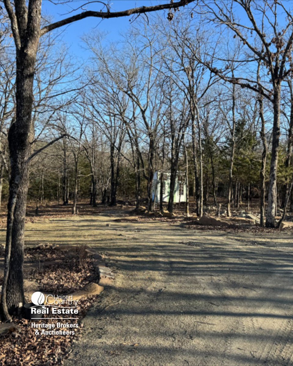 HeritageBrokers's tweet photo. Turnkey income-producing RV park featuring 7 full hookups, on-site laundry, and room to expand—perfect for investors or owner-operators.

Listing Courtesy of United Country AltaTerra Realty And Auction LLC

#UnitedCountryRealEstate #OklahomaRealEstate #RVPark #RealEstateForSale https://t.co/5fl63Iik4Q
