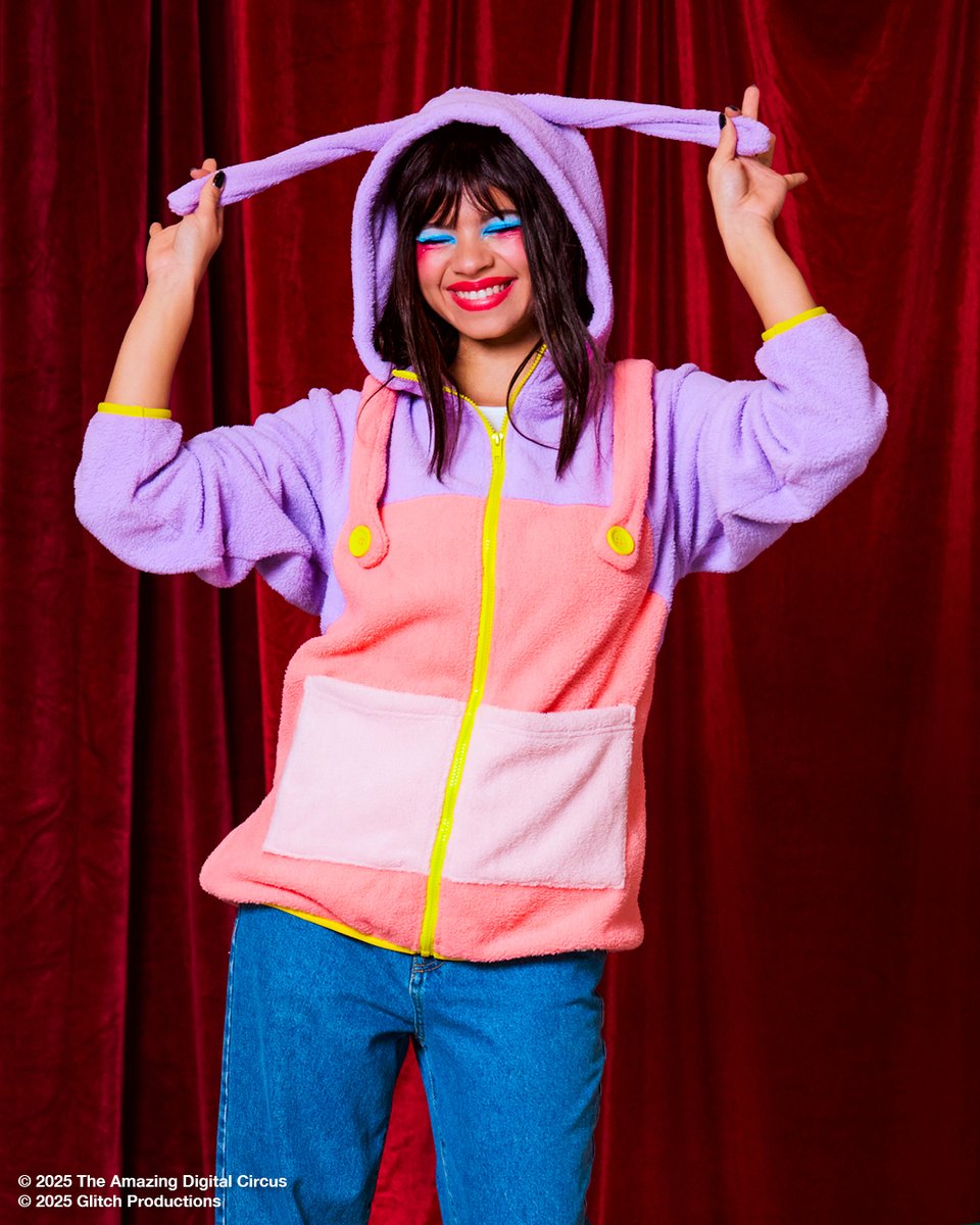 Hot Topic tweet media