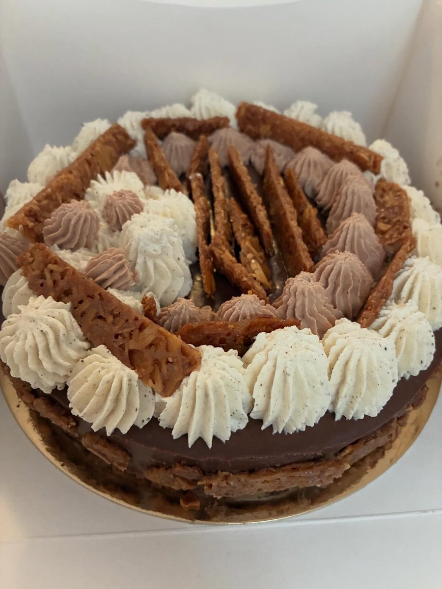 🔕 P. M. Simon (Maud มด) tweet media