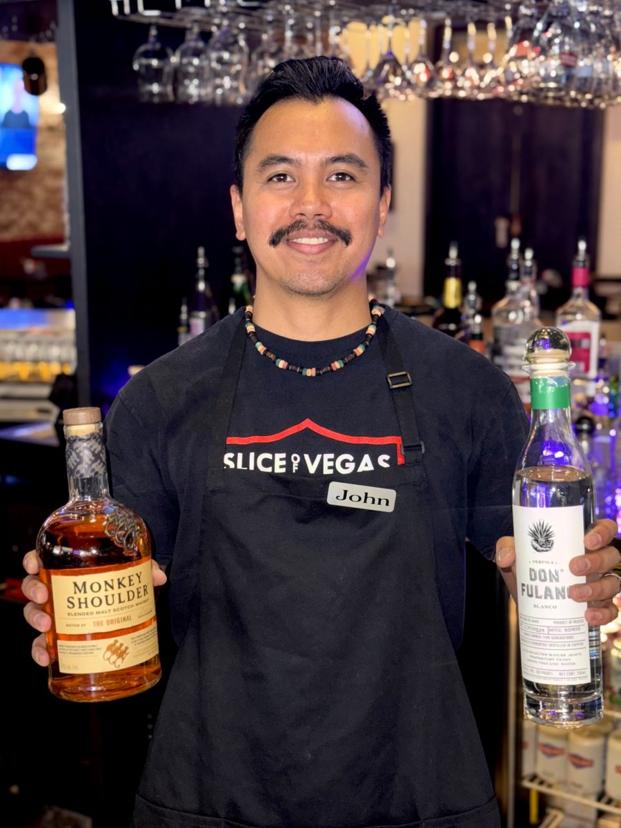 Slice of Vegas Pizza tweet media